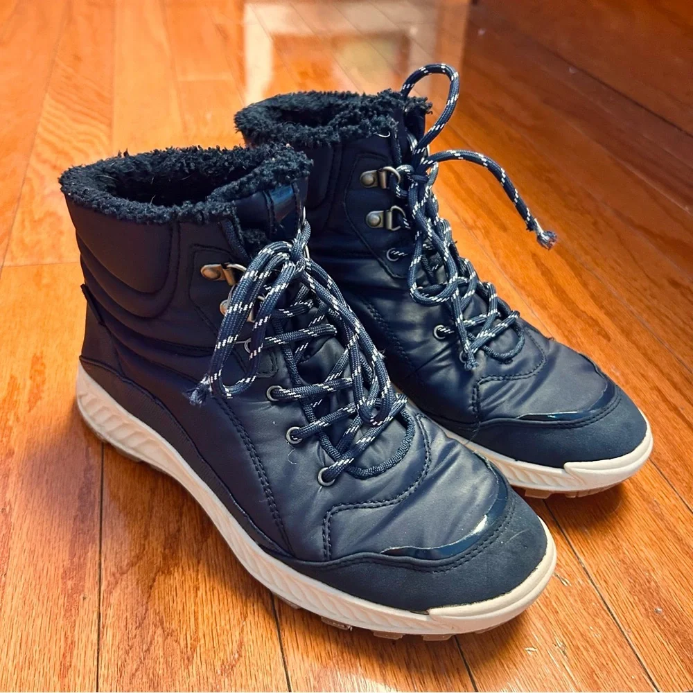 BareTraps Navy Winter Boots